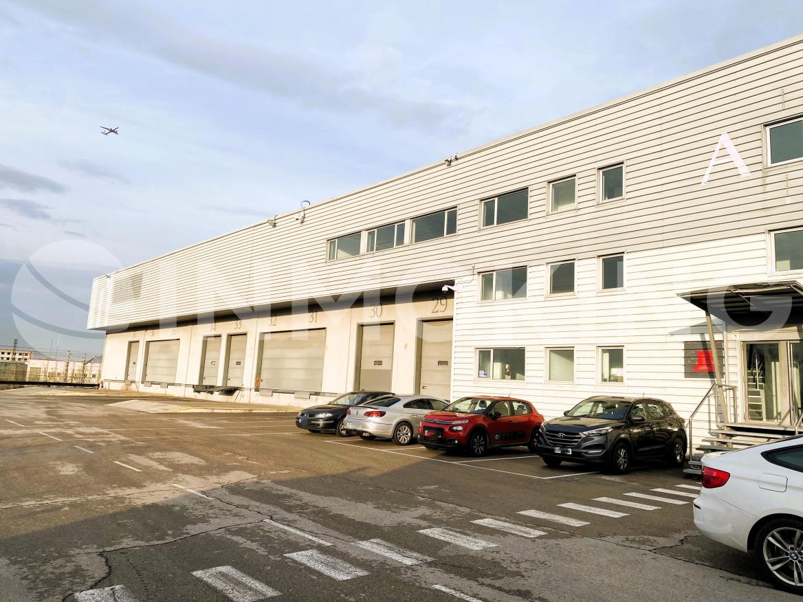 Foto de la propiedad Nave logística en alquiler, Coslada